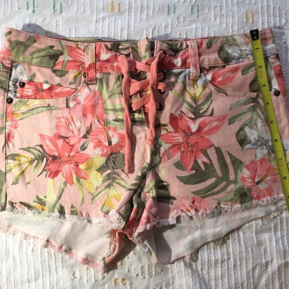 Ladies/Girls Ardene Tie Up Shorts - Picture 7 of 9